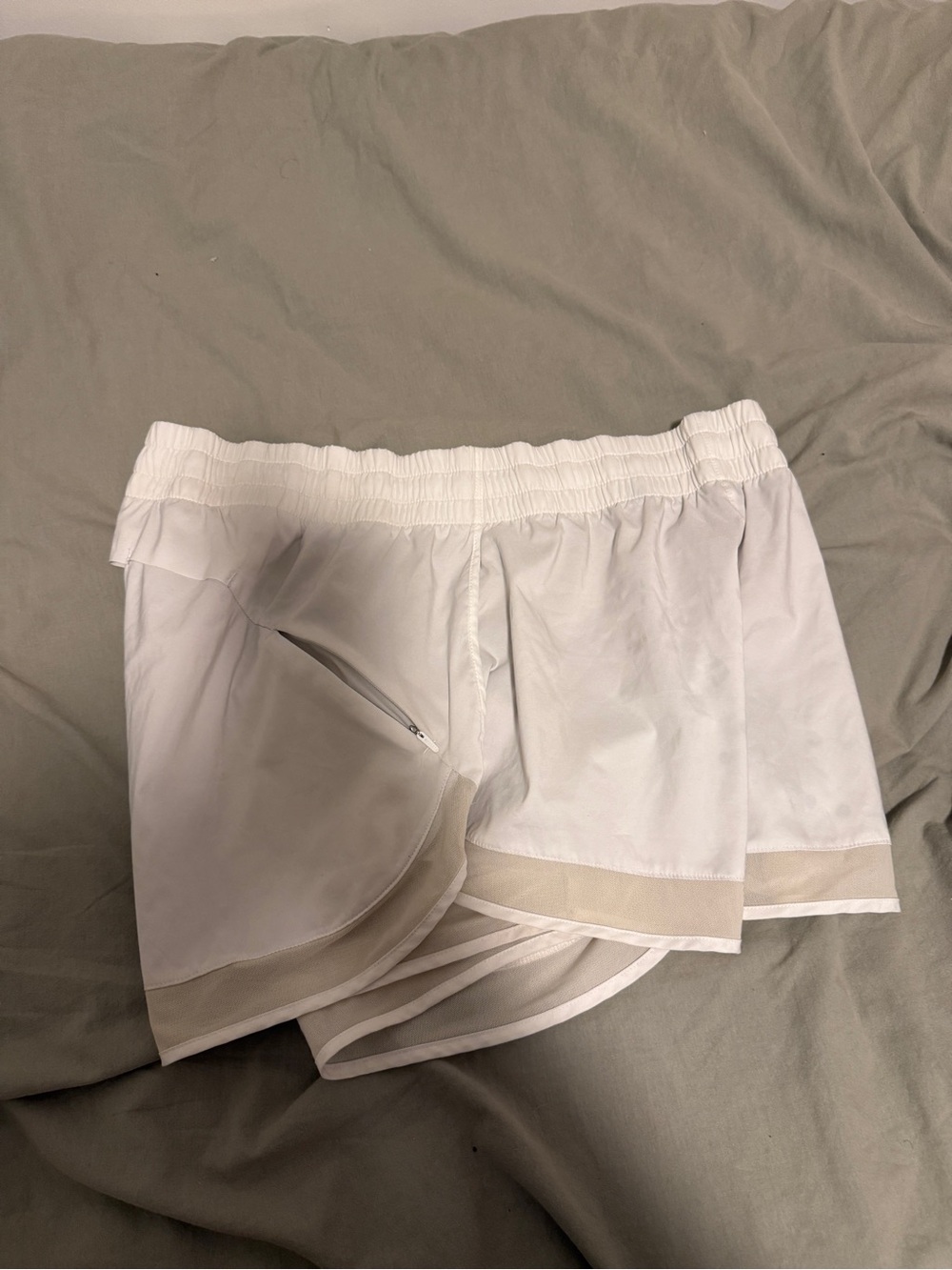 Athleta mesh race runners
